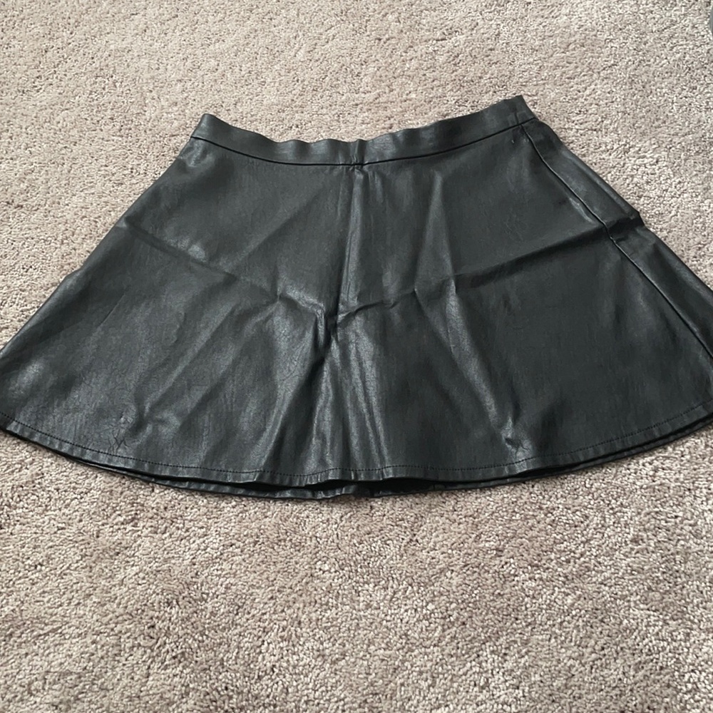 American Eagle NWT Black Faux Leather Skirt Size 0
